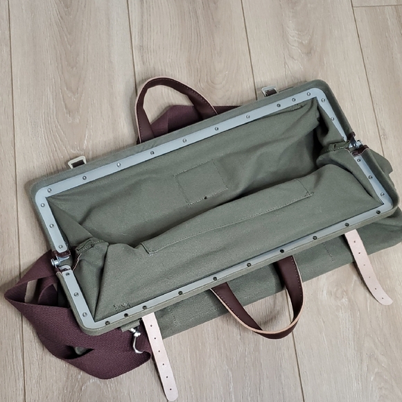 Line Of Trade Olive Green Canvas Men's Bag - Picture 9 of 14